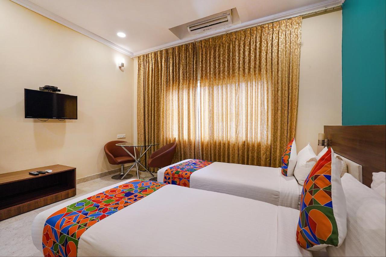 Fabhotel Chris - Nr Vydehi Hospital Bangalore Dış mekan fotoğraf